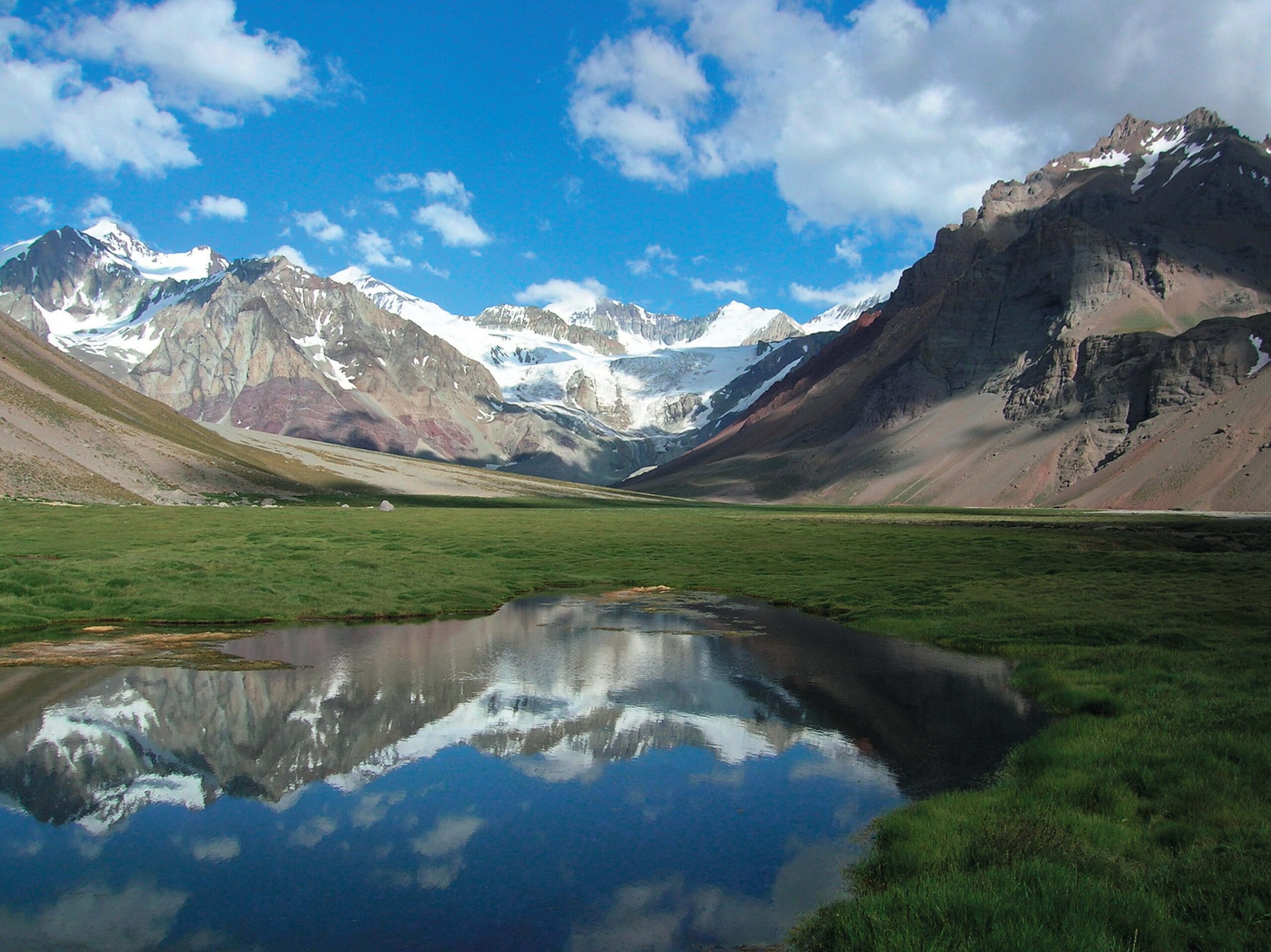 mendoza, entre cumbres y bodegas